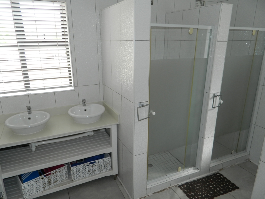 7 Bedroom Property for Sale in Dal Josafat Western Cape